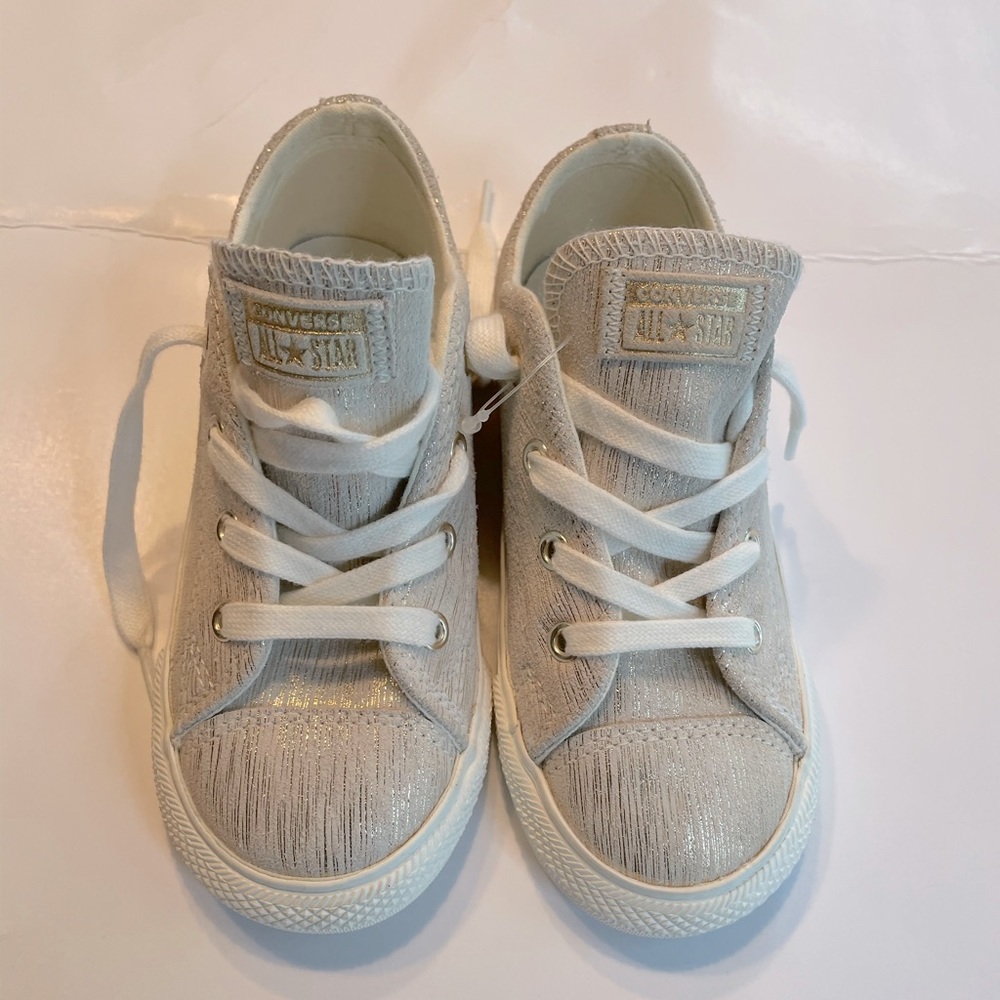 Converse All Star Girls Size 10 Gold
